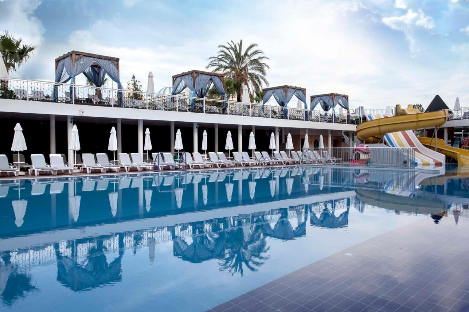 Dream World Resort & Spa Side Exteriör bild